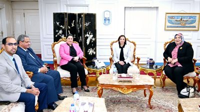 محافظ البحيرة تؤكّد تقديم كافة أشكال الدعم للأطفال في المناطق المحرومة