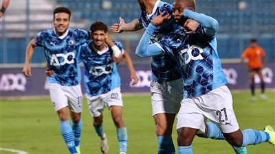بيراميدز يحول تأخره لفوز مثير أمام البنك الأهلي بالدوري