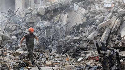 الجيش الإسرائيلي يستهدف مواقع في البقاع ويطلب من سكان 5 قرى جنوبية مغادرتها