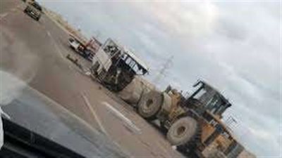 مصرع وإصابة 22 شخصا في حادث ميني باص بلودر بطريق مطروح الساحلي