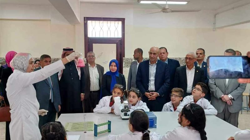 جانب من جولة وزير