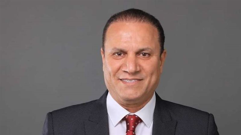 النائب زكى عباس