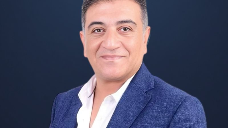 الدكتور خالد مهدي