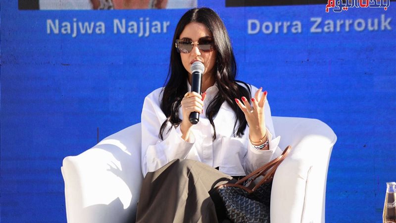 ندوة الفنانة درة