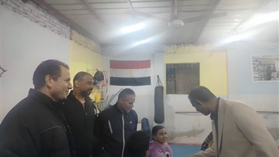 مدير رياضة القليوبية يفاجئ 6 مراكز شباب في بنها وكفر شكر ويتخذ إجراءات حاسمة ضد المقصرين