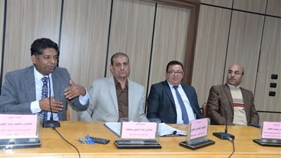 إقبال كبير.. دورة إعداد محامي شركات وبنوك بمركز الدراسات القانونية بأسيوط