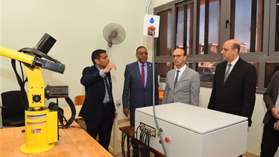 المنشاوي يترأس الإجتماع التحضيري الأول في جامعة أسيوط التكنولوجية الدولية