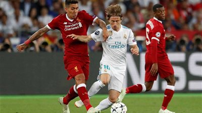 تفوق ملكي .... تعرف على موعد مباراة ليفربول وريال مدريد والقنوات الناقلة