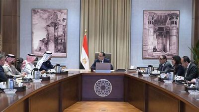 رئيس الوزراء يلتقي رئيس الديوان الأميري لإمارة عجمان في دولة الإمارات العربية المتحدة