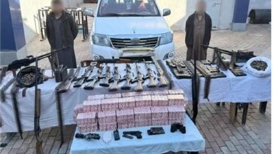 ضبط تشكيل عصابي بمطروح يتاجر في المخدرات والأسلحة النارية