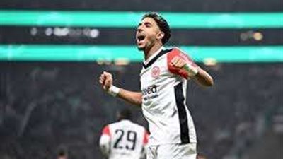 عمر مرموش يتألق ويسجل هدفًا جديدًا مع آينتراخت فرانكفورت في الدوري الألماني