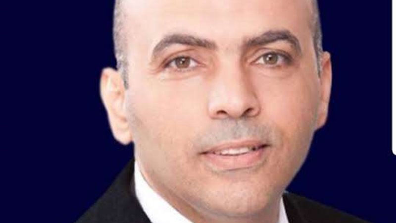 الدكتور جمال أبو