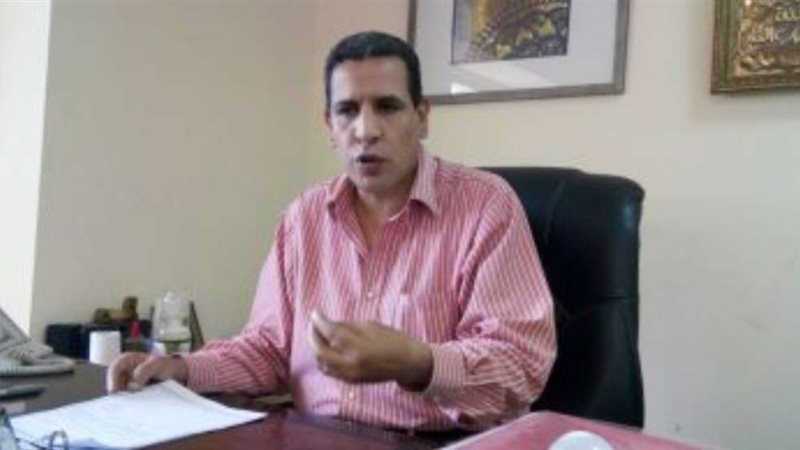الأستاذ أحمد درويش