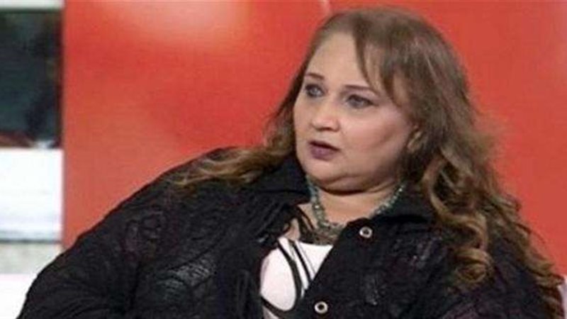 الناقدة الفنية ماجدة