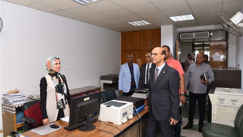 رئيس جامعة أسيوط