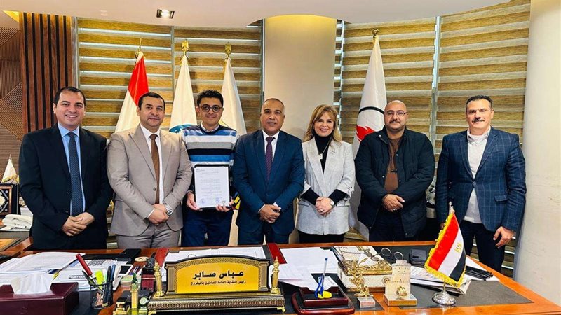 رئيس النقابة العامة