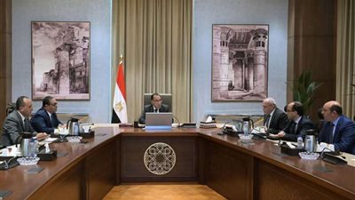 رئيس الوزراء يتابع مشروعات هيئة تنمية الصعيد بمحافظات الوجه القبليّ