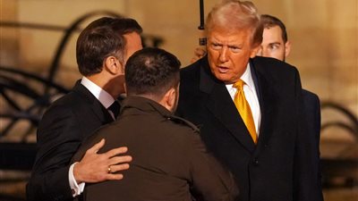 اجتماع ثلاثي في باريس: ترامب وماكرون وزيلينسكي يبحثون سبل إنهاء الحرب في أوكرانيا