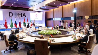 زعماء عرب يجتمعون في الدوحة لبحث التصعيد بسوريا.. الخارجية القطرية تحذر من حرب أهلية جديدة