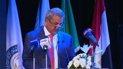 تكريم محمد عبد المتعال في حفل تخرج الأكاديمية العربية للعلوم الإدارية والمالية والمصرفية لعام 2024