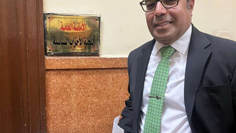 رئيس حزب الوعي الدكتور