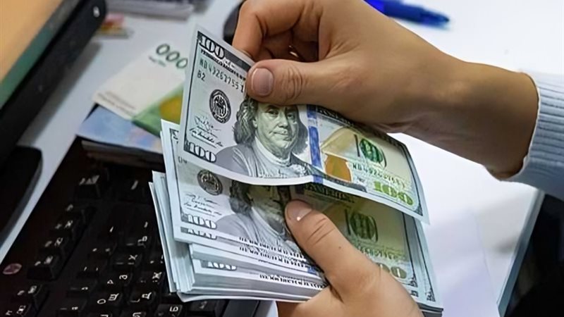 سعر الدولار اليوم