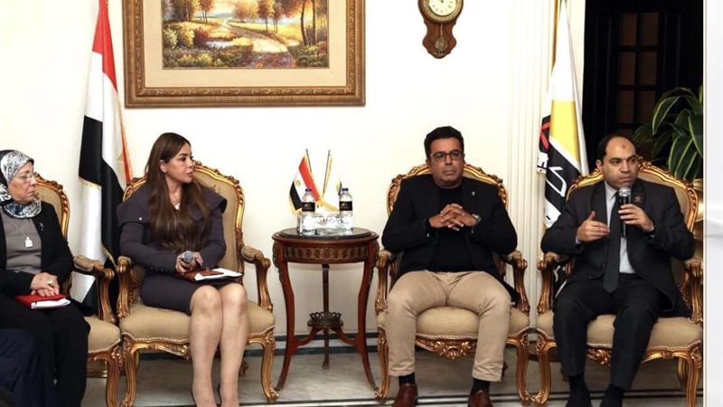 النائب عمرو درويش