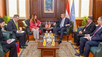 محافظ الإسكندرية يستقبل سفيرة الولايات الأمريكية المتحدة