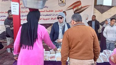 ترحيب بسوق اليوم الواحد بالمحافظات ..وأستاذ اقتصاد :يُحقق أهداف الدولة ويخدم الفئات الأكثر احتياجًا