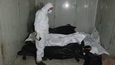 قائد المتمردين السوريين يكشف عن قائمة بمسؤولي نظام الأسد المتهمين بالتعذيب