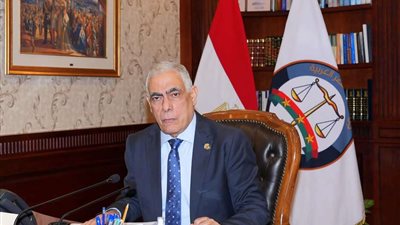 النيابة العامة تجري تفتيشا لعدد من أقسام ومراكز الشرطة