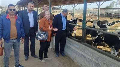 وكيل زراعة البحيرة يتفقد مشروع عادة بكفر الدوار