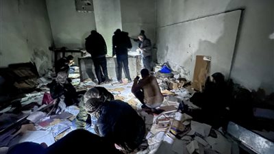 اكتشاف كوارث جديدة خلال البحث عن الزنازين السرية في سجن صيدنايا بسوريا
