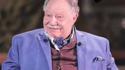 «مهرجان الأفضل» يكرم الفنان يحيى الفخراني بجائزة إنجاز العمر