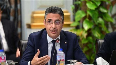 سكرتير شعبة مخابز القاهرة يكشف تفاصيل لقاء وزير التموين بشعبة المخابر
