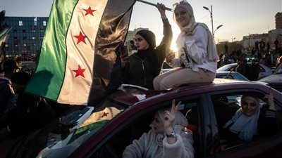 الأسد في المنفى: هل ستكون روسيا ملاذه الأخير بعيدًا عن القضاء الدولى ؟