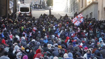 كافلاشفيلي رئيسًا لجورجيا: خطوة نحو التقارب مع روسيا وسط اعتراضات داخلية وخارجية