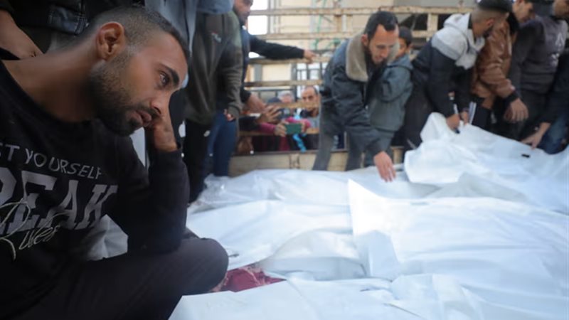 اقارب المدنيين الذين