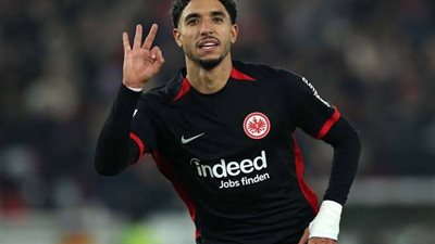 عمر مرموش يقود هجوم فرانكفورت الليلة أمام لايبزيج في البونديسليجا