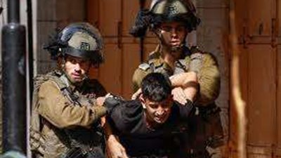 إسرائيل تعتقل 16 مواطن فلسطيني من الضفة الغربية
