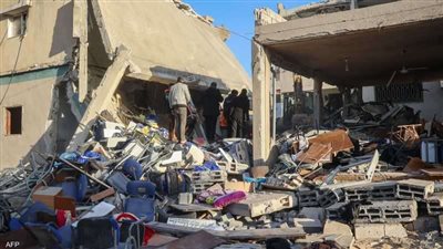 ضحايا فلسطينيون في غارات جوية ..وضع