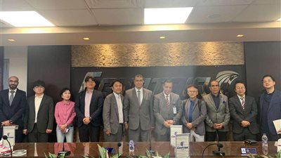 وفد كوري يزور مجمع بضائع مصر للطيران لدعم مشروع مصر للطاقة النووية
