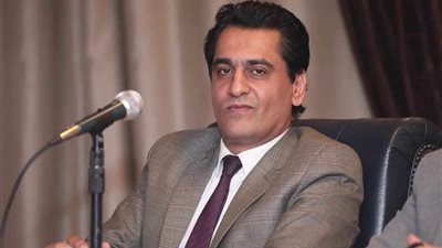 أيمن عبد المجيد: لابد من مواجهة التحديات الاقتصادية والتشريعية التي تعاني منها الصحافة