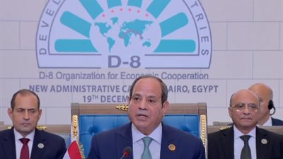 الرئيس السيسي يطلق مسابقة إلكترونية بين دول الثماني النامية لطلاب التعليم ما قبل الجامعي