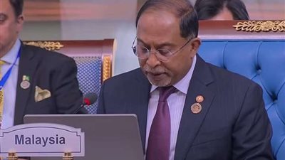 وزير التعليم الماليزي يدعو لتحسين الاقتصاد ودعم الأسواق الناشئة