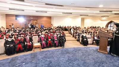 البابا تواضروس يشهد حفل تخرج جامعة هولي صوفيا ويؤكد أهمية التعليم القبطي بالخارج