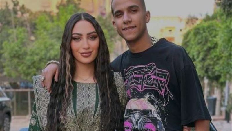 عصام صاصا و زوجته