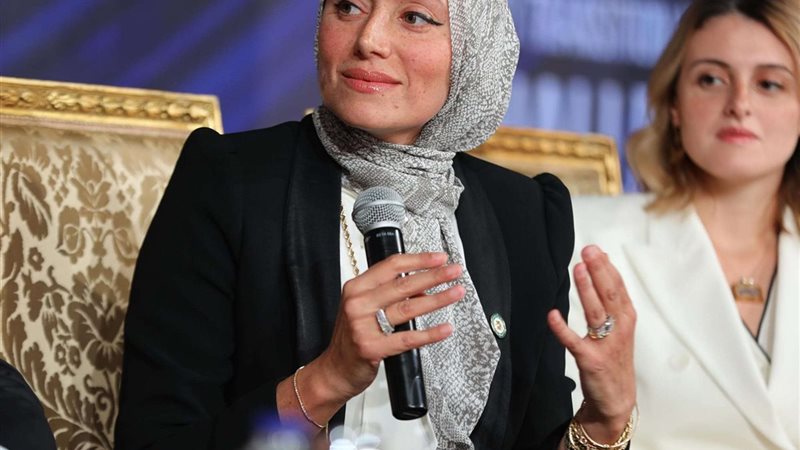ياسمين نجيب المسئولة