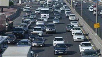 النشرة المرورية..  سيولة وانتظام بأماكن مختلفة في القاهرة والجيزة