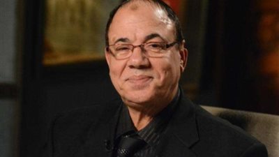 بعد خضوعه لجراحة في الرقبة.. تفاصيل الحالة الصحية للموسيقار حسن أش أش